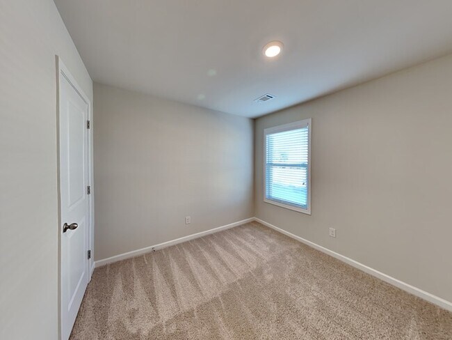 Building Photo - Beautiful Townhome 3 Bedroom 2.5 Bath Located in Canton, GA!!