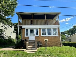 Building Photo - Aliquippa Triplex