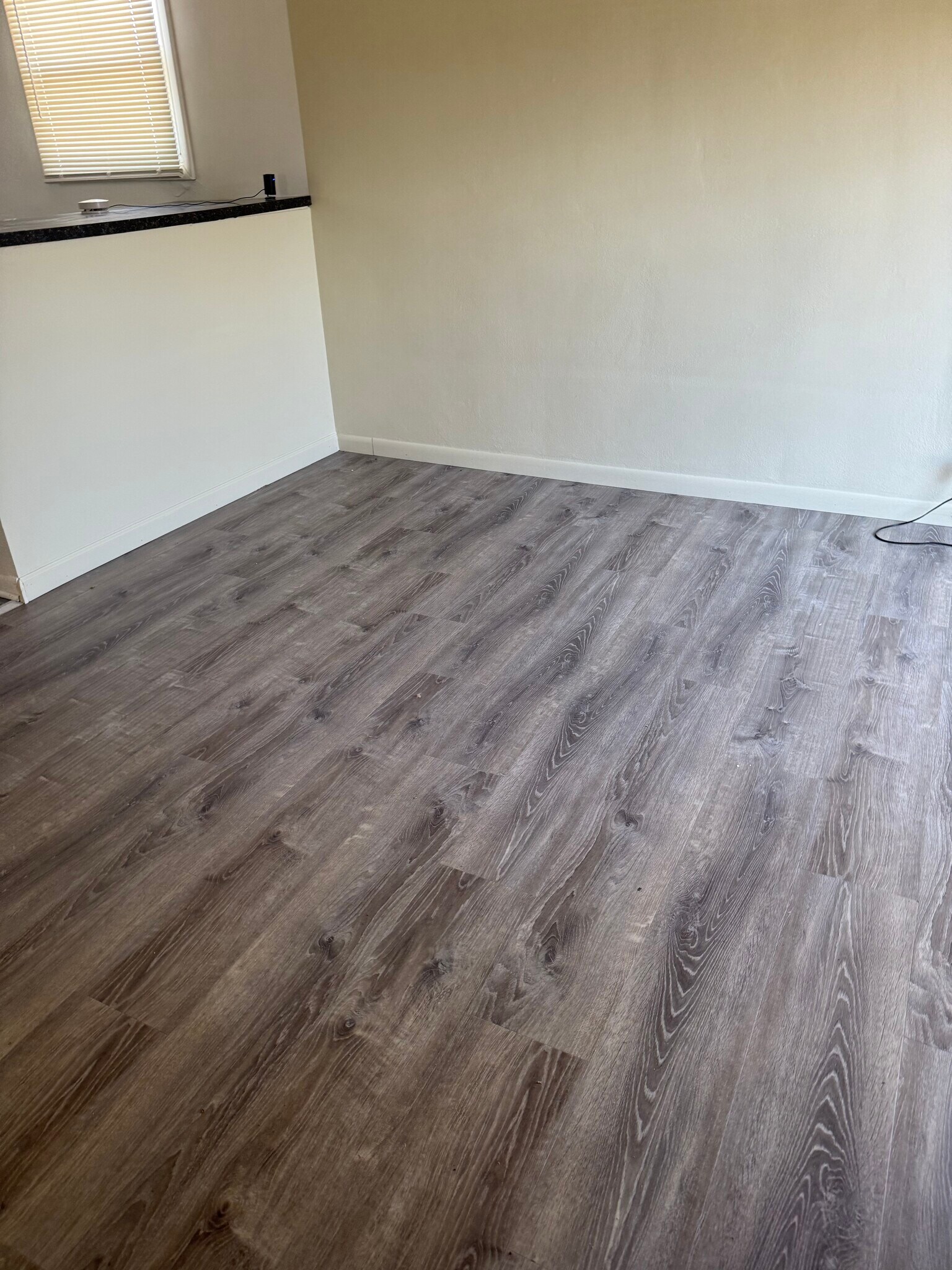 Building Photo - 7616 Howard Ave