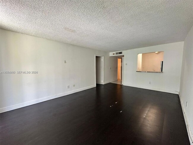 Building Photo - 492 NW 165th St