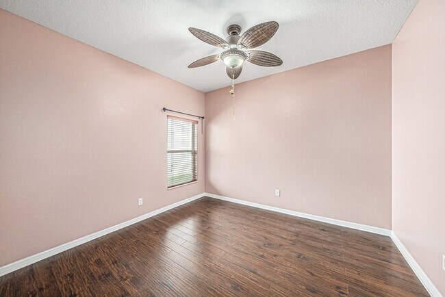 Building Photo - 1843 Mira Lago Cir