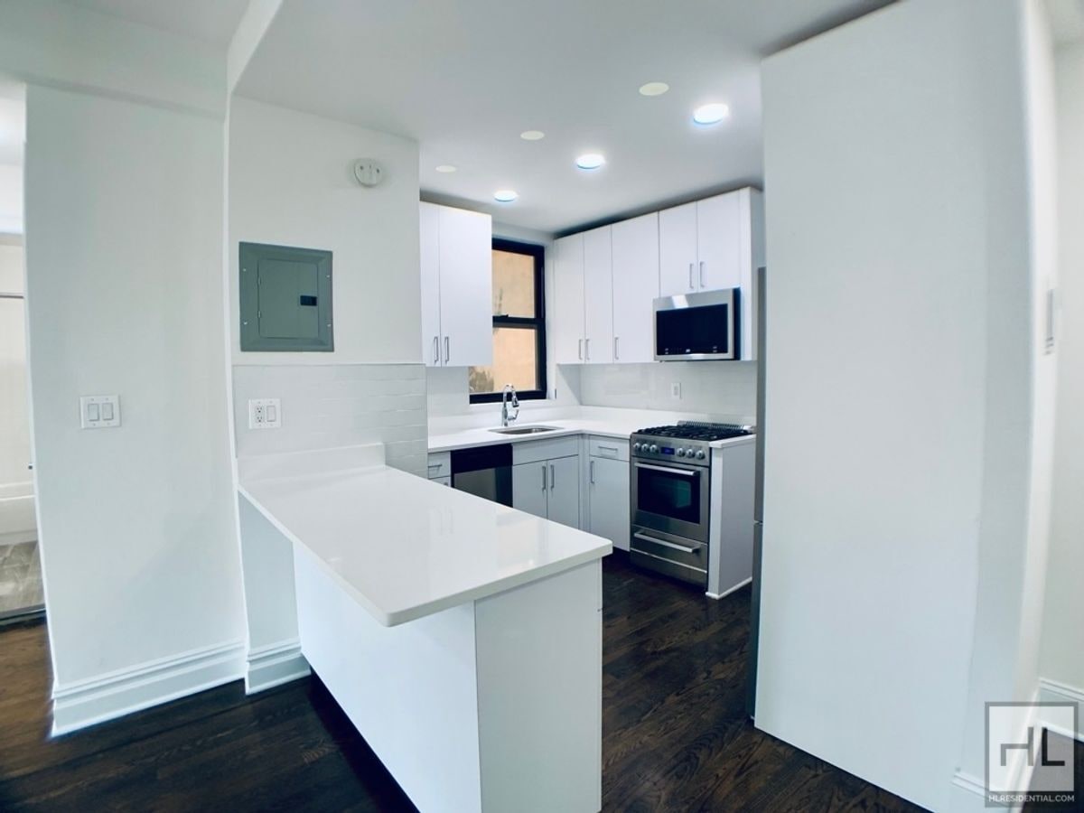 Building Photo - EAST 37 STREET