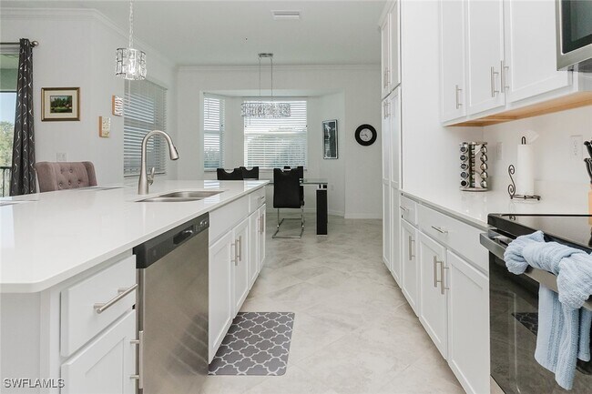 Building Photo - 6046 National Blvd