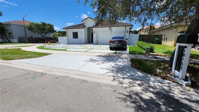 Building Photo - 10752 SW 228th Terrace