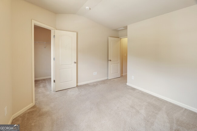 Building Photo - 3511 Brockenhurst Dr