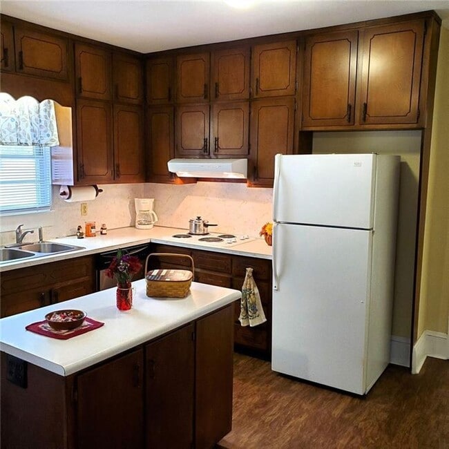 Building Photo - 7025 Rico Rd