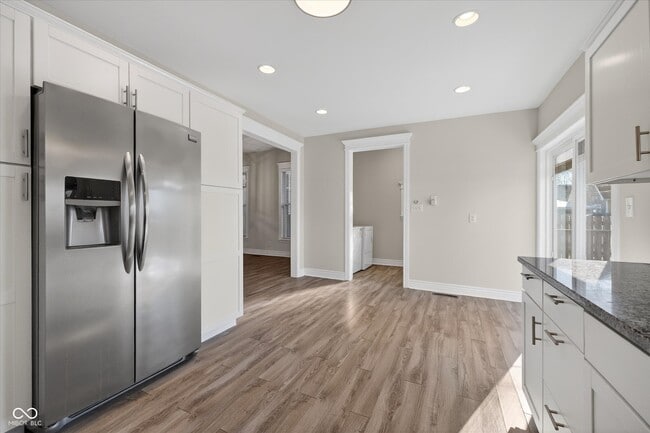 Building Photo - 916 Dawson St