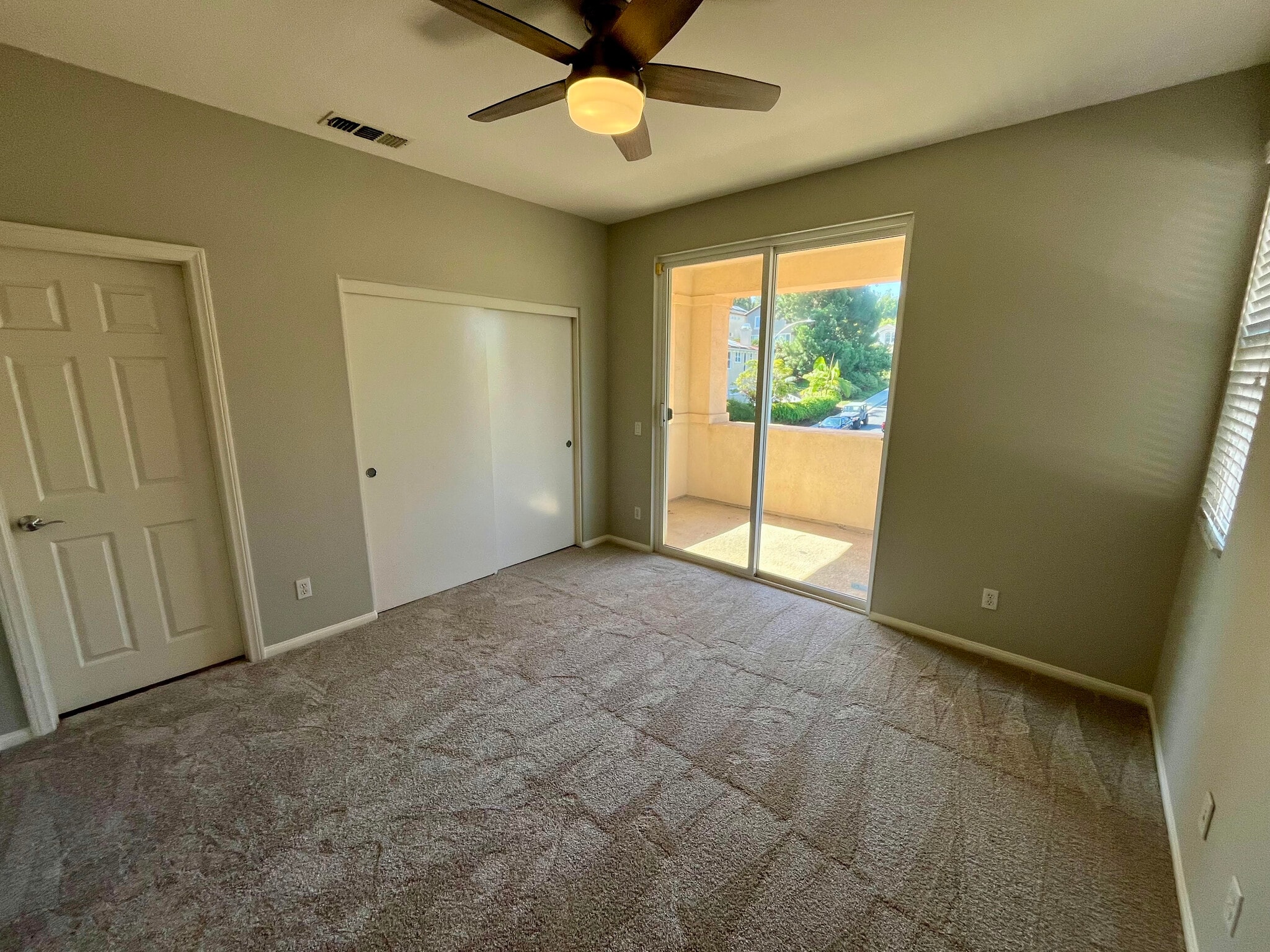 Building Photo - 5538 Coyote Ct