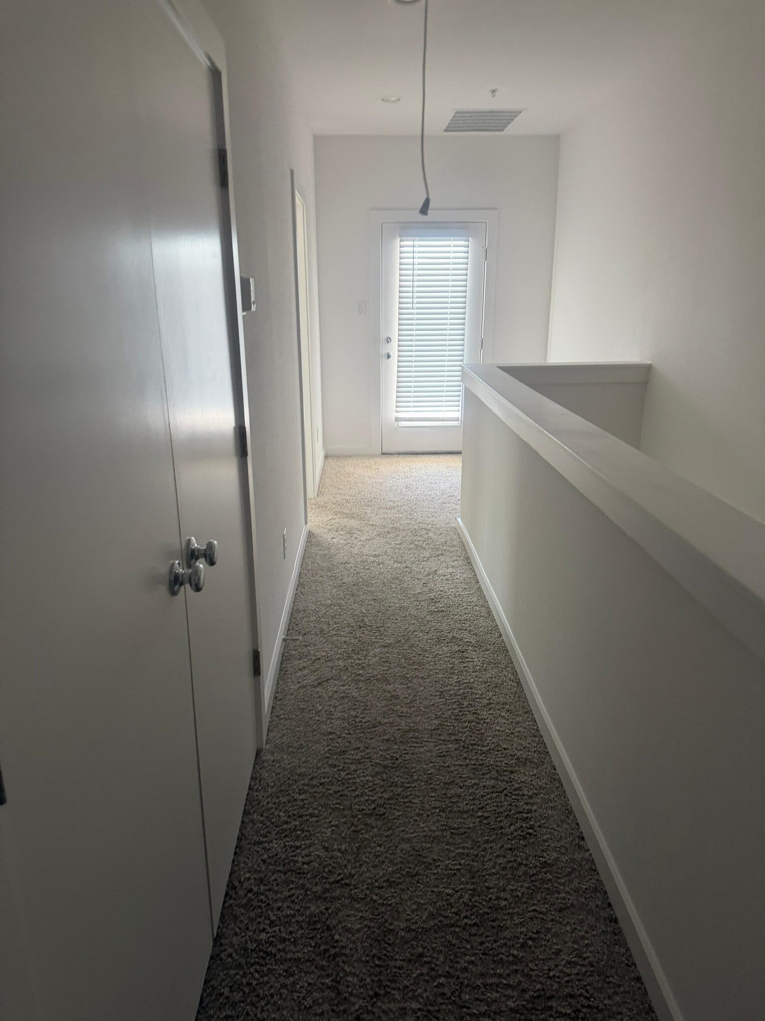 Building Photo - Room in Townhome on Leo Ln