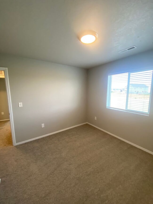 Building Photo - 5214 Clearfield Ct