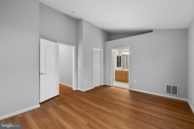 Building Photo - 13620 Acorn Hunt Pl