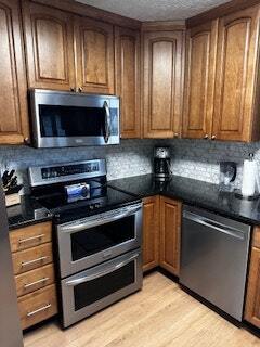 Building Photo - 1146 Deercreek Dr
