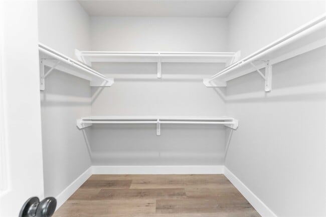 Building Photo - 5420 Lynnfield St