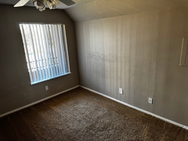 Building Photo - 3550 Lebon Dr