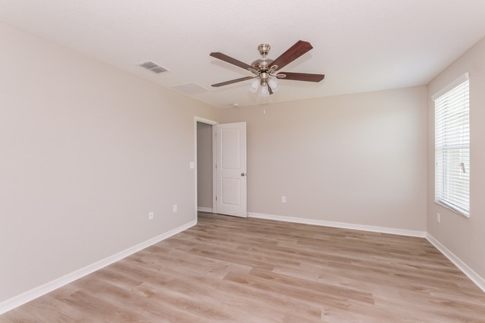 Building Photo - 6523 Trent Creek Dr