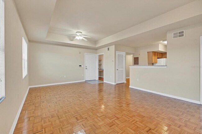 Building Photo - 1130 Villagio Cir