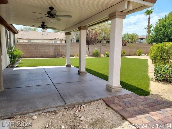 Building Photo - CHARMING SINGLE-STORY SOUTHERN HIGHLANDS H...