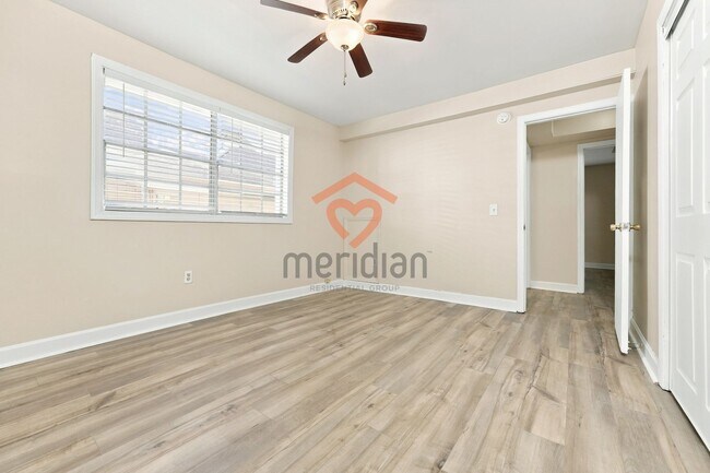 Building Photo - 517 Rutledge Ave