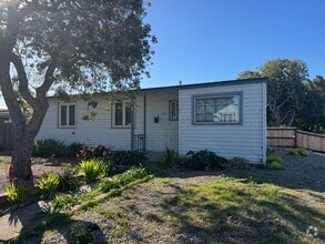 Building Photo - San Luis Obispo Home - Close to Cal Poly!