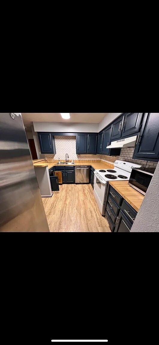 Building Photo - 356 Park Brook Dr