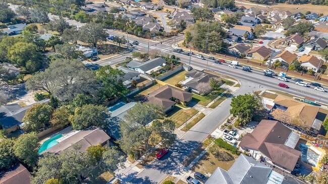 Building Photo - 6616 Blanche Ct