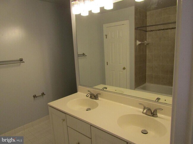 Building Photo - 6310 Gun Cap Ct