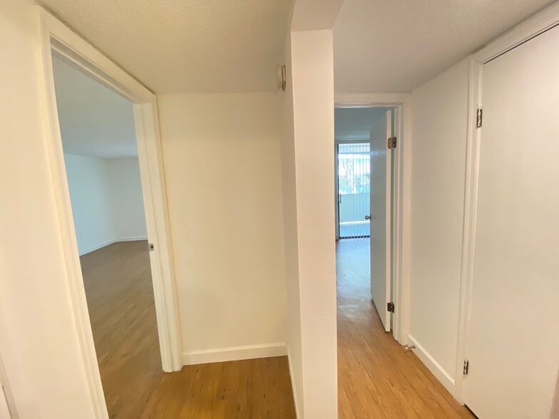 Building Photo - 701 SW 75th St