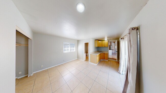 Building Photo - 6145 Mary Ln Dr