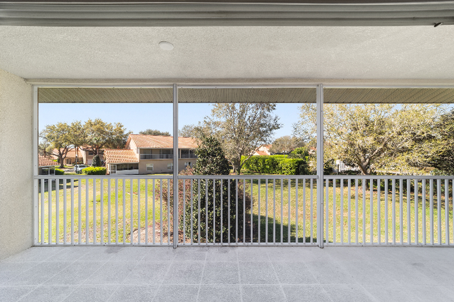 Building Photo - 5436 Admiral Way