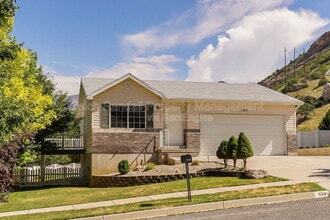 Building Photo - 1124 E 1000 N