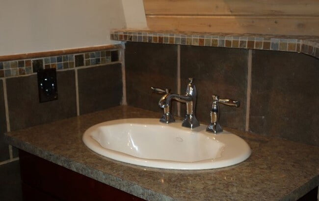 Building Photo - 2 Story 2 Bedroom 1 3/4 Bath Chalet Style ...