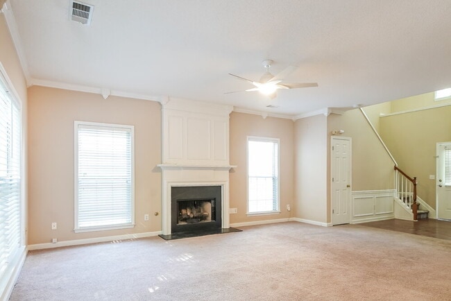 Building Photo - 4108 Glenaire Way NW