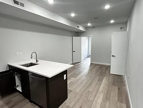 Building Photo - 2218 N Marshall St