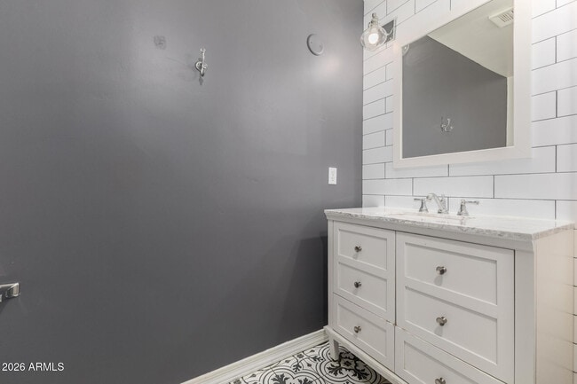 Building Photo - 5174 N 83rd St