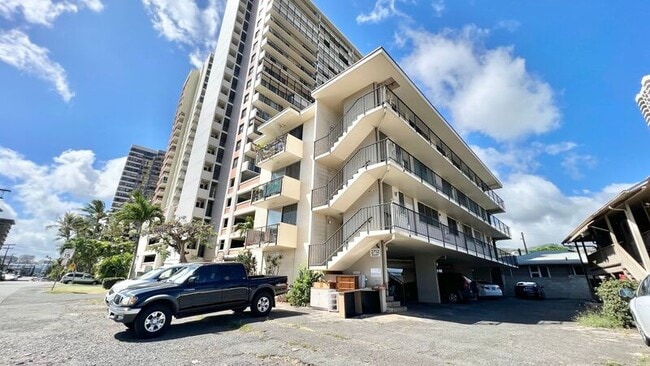 Building Photo - 2712 Waiaka Rd