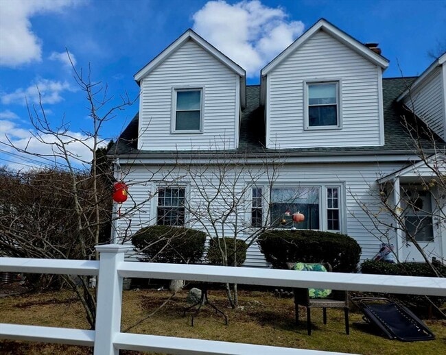 Building Photo - 70 Beaconwood Rd