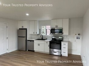 Building Photo - 4253 College Ave