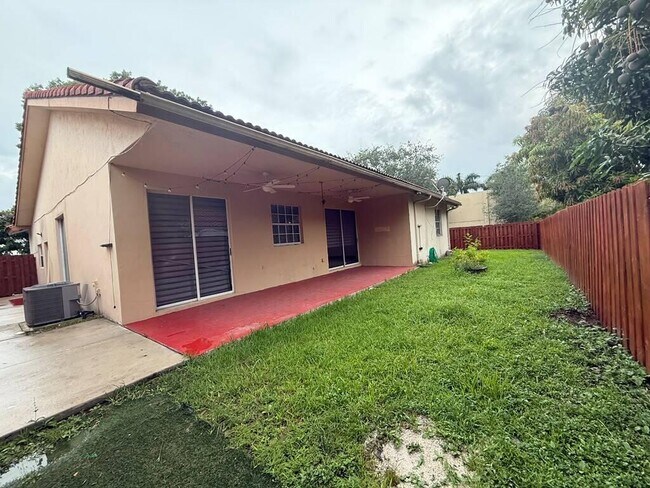 Building Photo - 9141 NW 152nd St