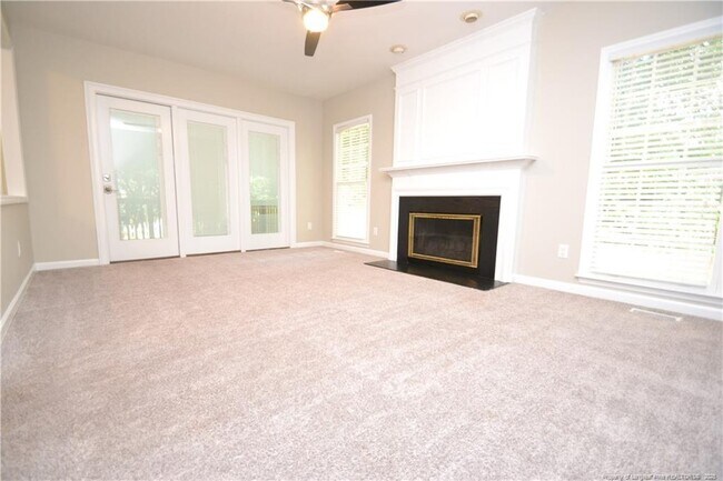 Building Photo - 4737 Sinclair Dr