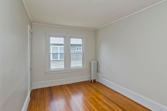 Building Photo - 111-115 Groveland St
