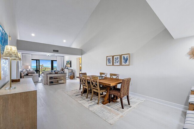 Primary Photo - 401 Ocean Bluffs Blvd