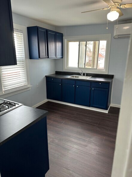 Building Photo - 4002 Southern Pky