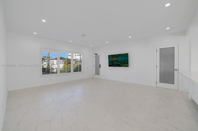 Building Photo - 3909 Garden Ave