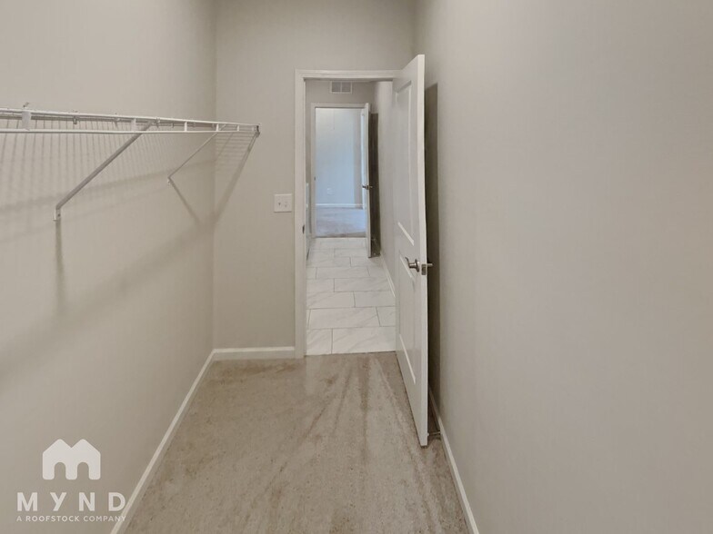 Building Photo - 776 River Park Road