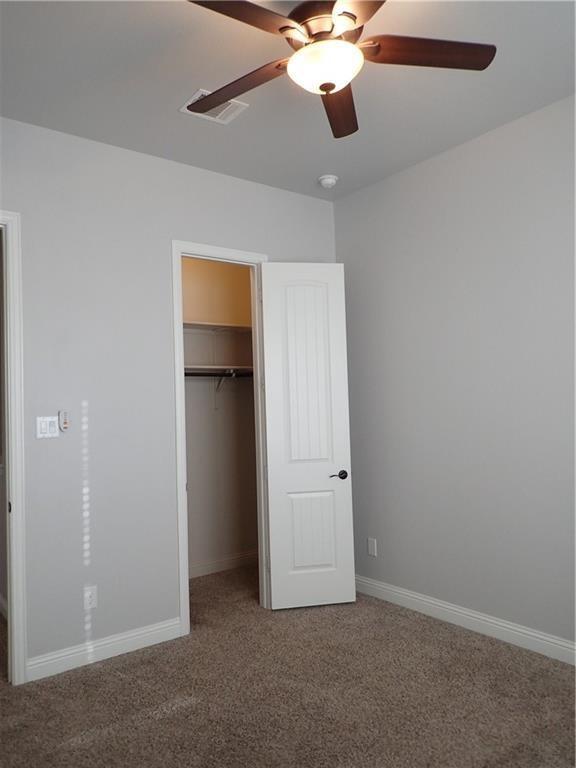 Building Photo - 409 Silver Trail