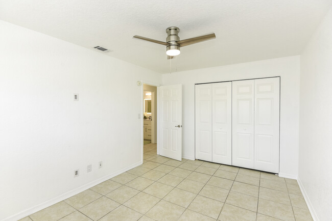 Building Photo - 436 Auburn Dr