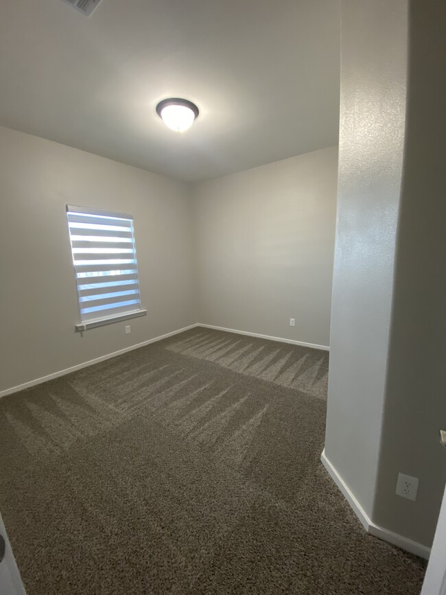 Guest Bedroom - 7797 Enchanted Falcon Ln