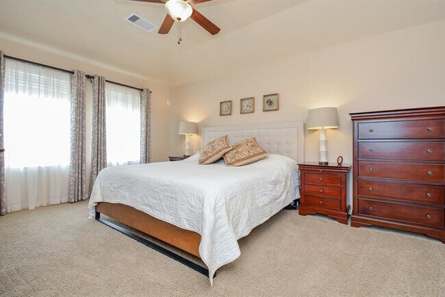 Building Photo - 3322 Aegean Dr