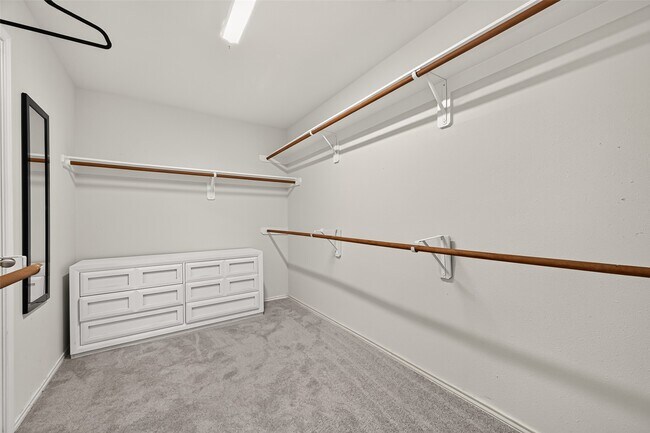 Building Photo - 202 N Vesper Bend Cir