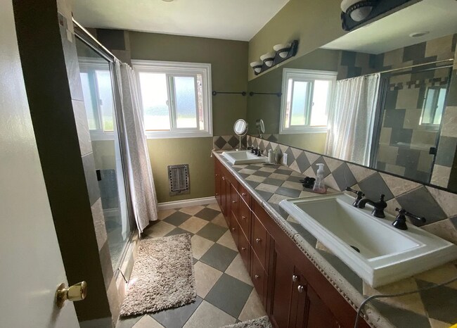 Building Photo - 5071 55th St